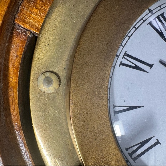 Vintage Large Wooden/brass Ships Wheel Quartz Wall Clock Nautical - Picture 9 of 11